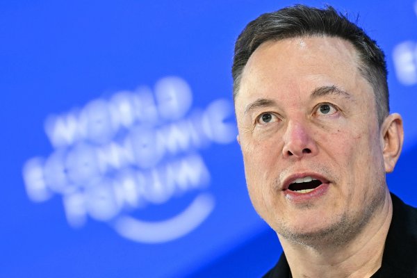 Elon Musk Touts Universal Income As Remedy To AI-Driven Unemployment